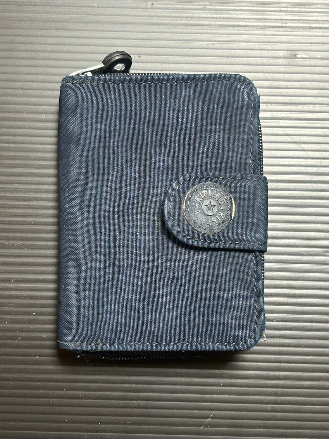 키플링 빈티지 반지갑 네이비 상품이미지1