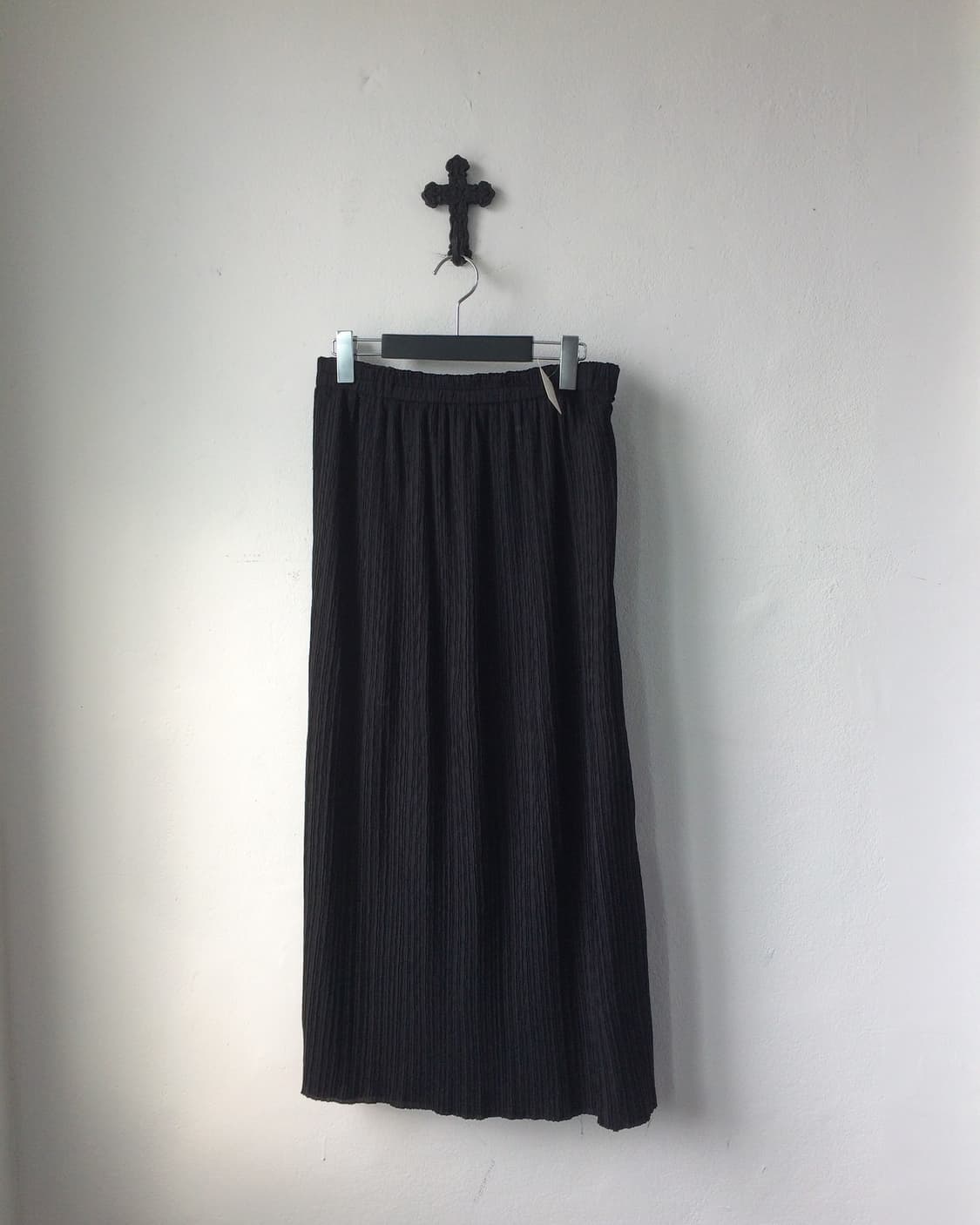 Reversible pleats long skirt 상품이미지1