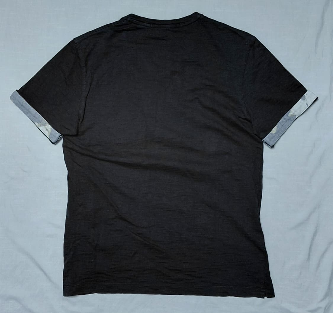 [S~M] INTERMEZZO 패턴 포켓 브이넥 슬러브 티셔츠 상품이미지9