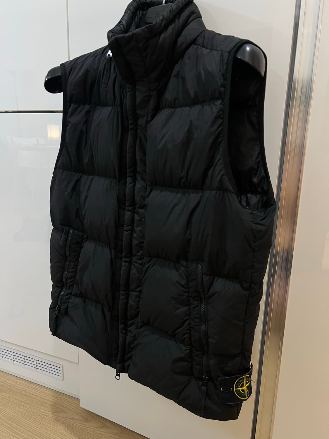 스톤아일랜드 크링클랩스패딩조끼 L 상품이미지1