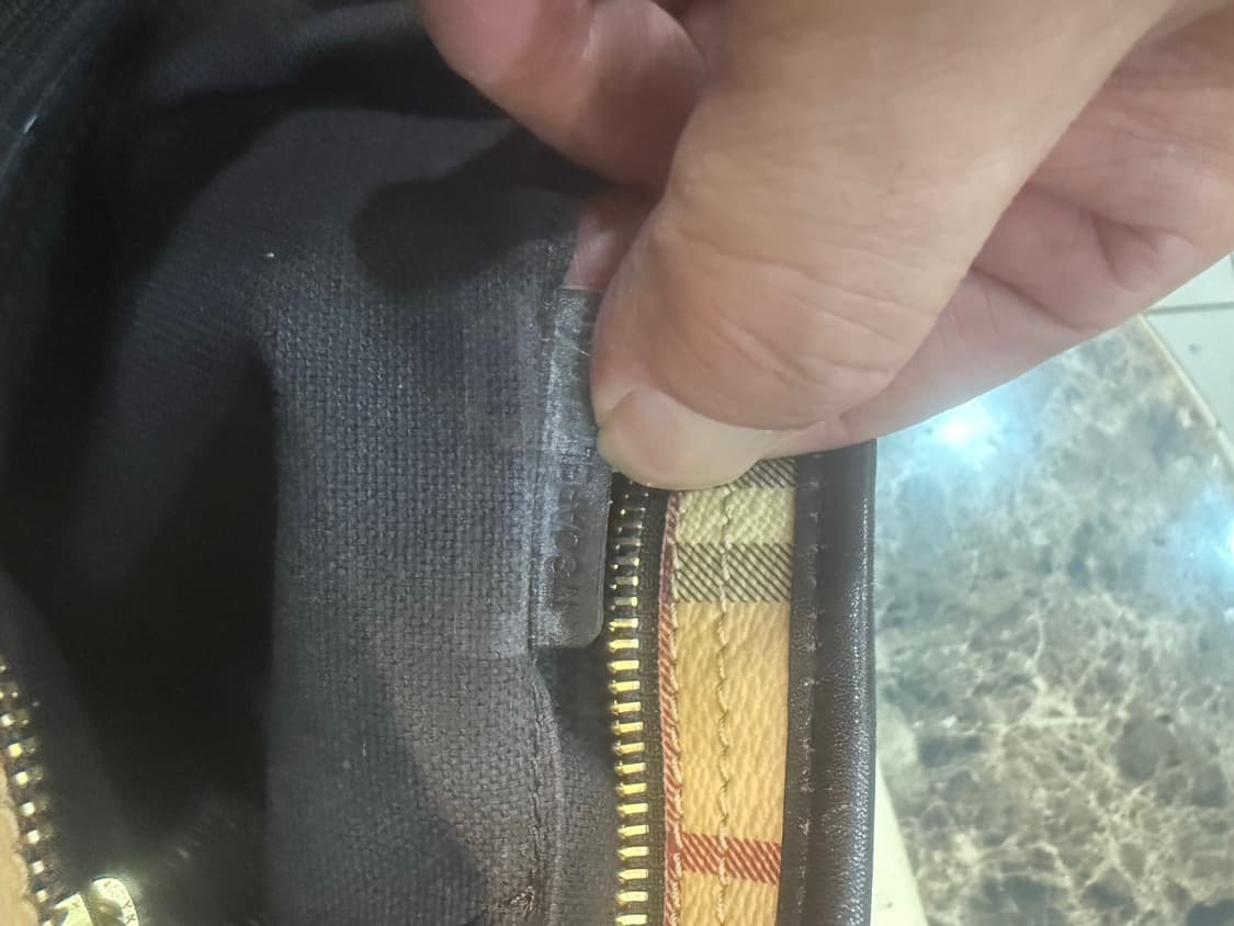 정품 버버리 노바체크 토트백 팝니다 상품이미지9