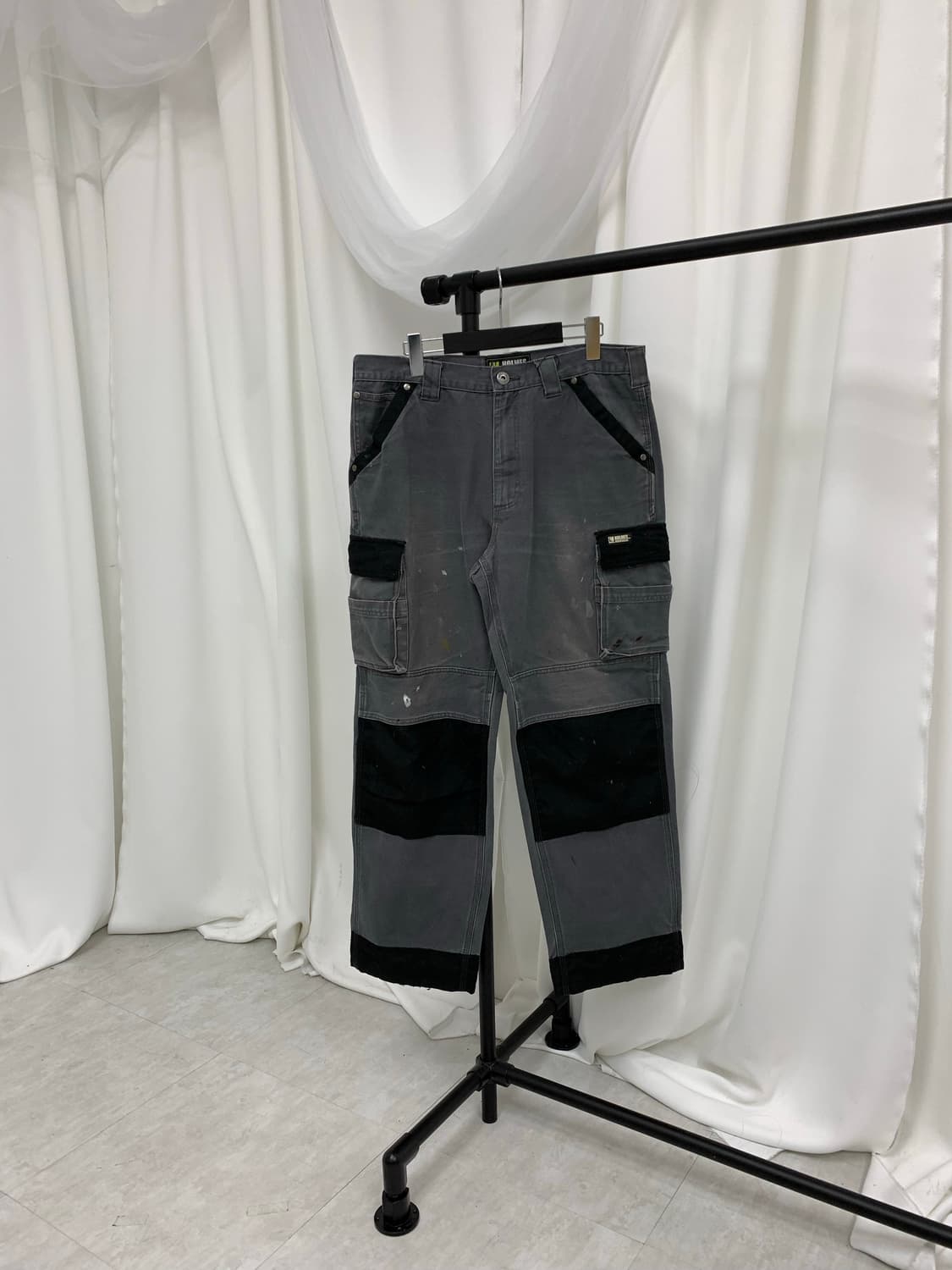 그레이 블랙 포인트 카고 팬츠 상품이미지1