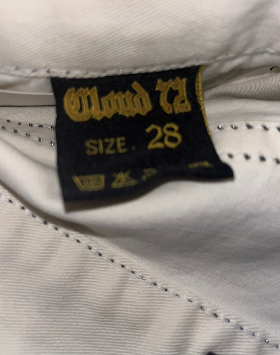 (착샷) 고스 펑크 스컬윙 워싱 화이트 데님 팬츠 상품이미지3