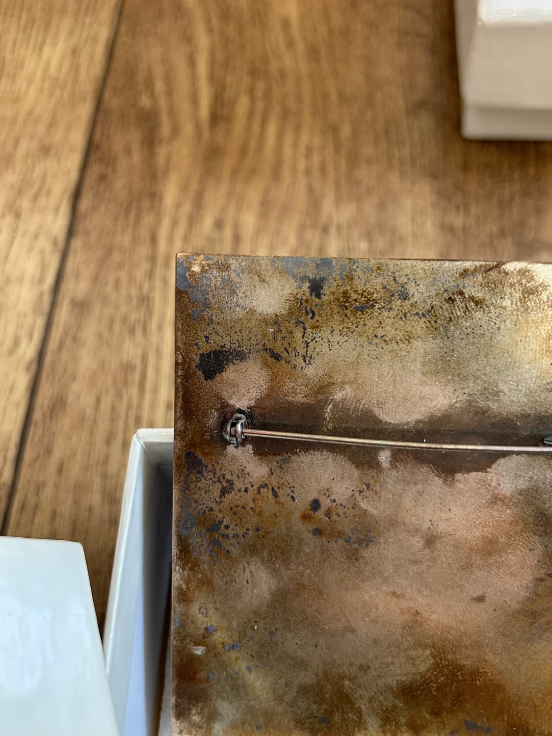 마르지엘라 금속 브로치 상품이미지5