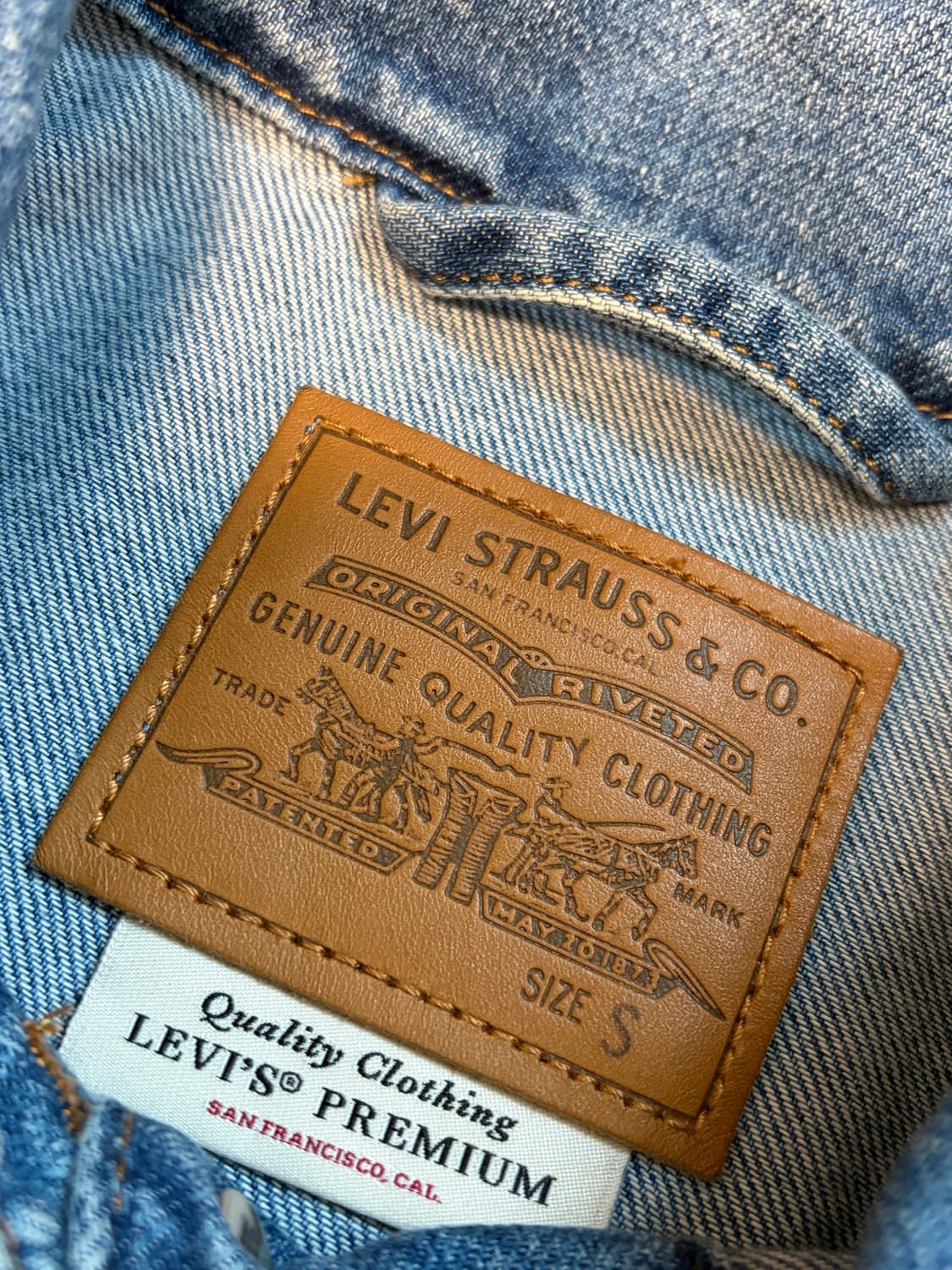 리바이스 프리미엄 데님자켓 새상품  상품이미지2