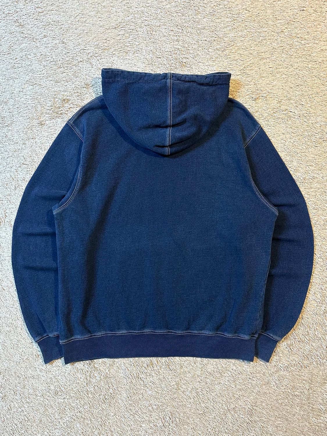 디스이즈네버댓 Indigo Dyed 데님 후드티 상품이미지3