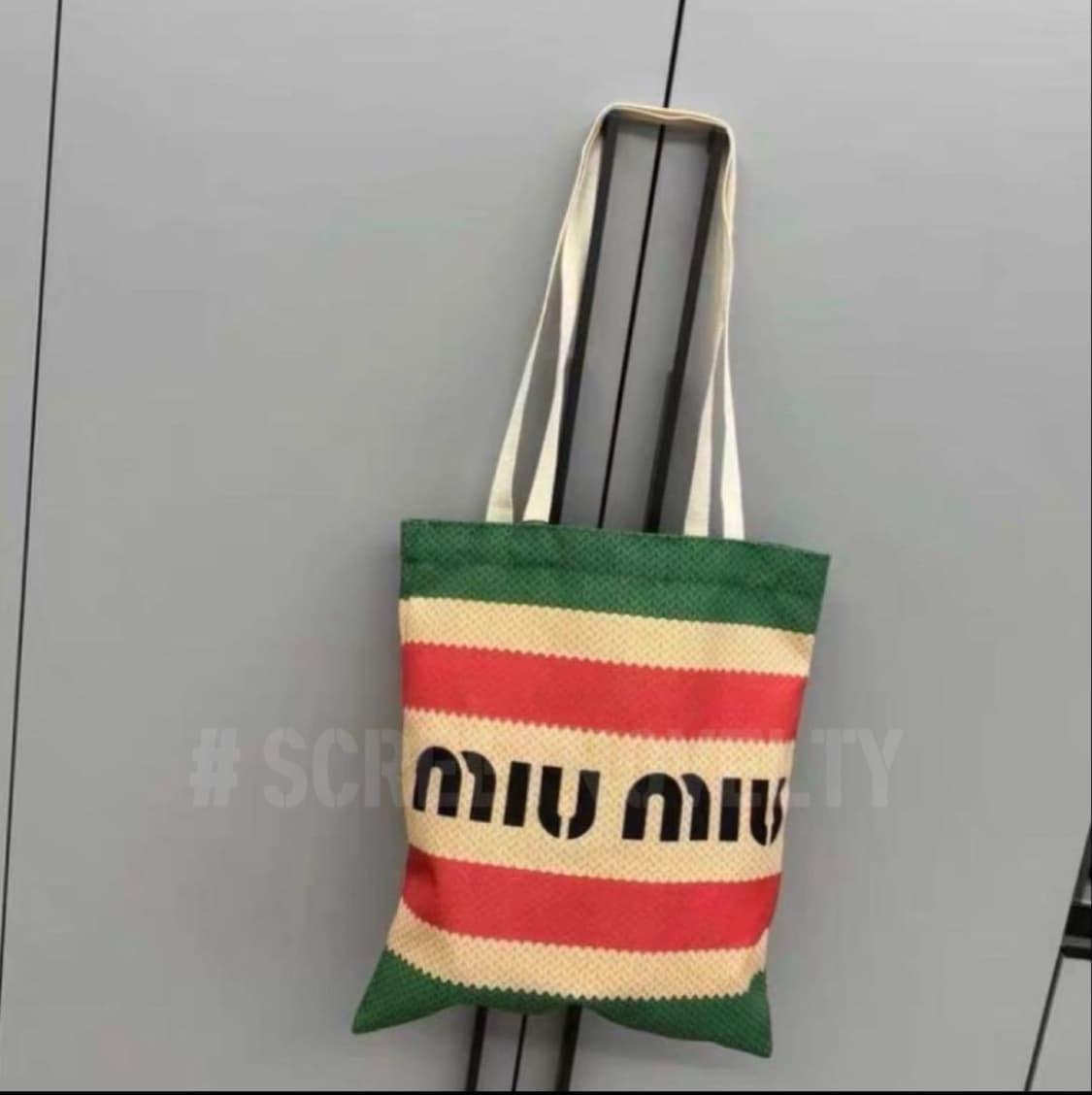 미우미우 뷰티 에코백 기프트백 그린 상품이미지9