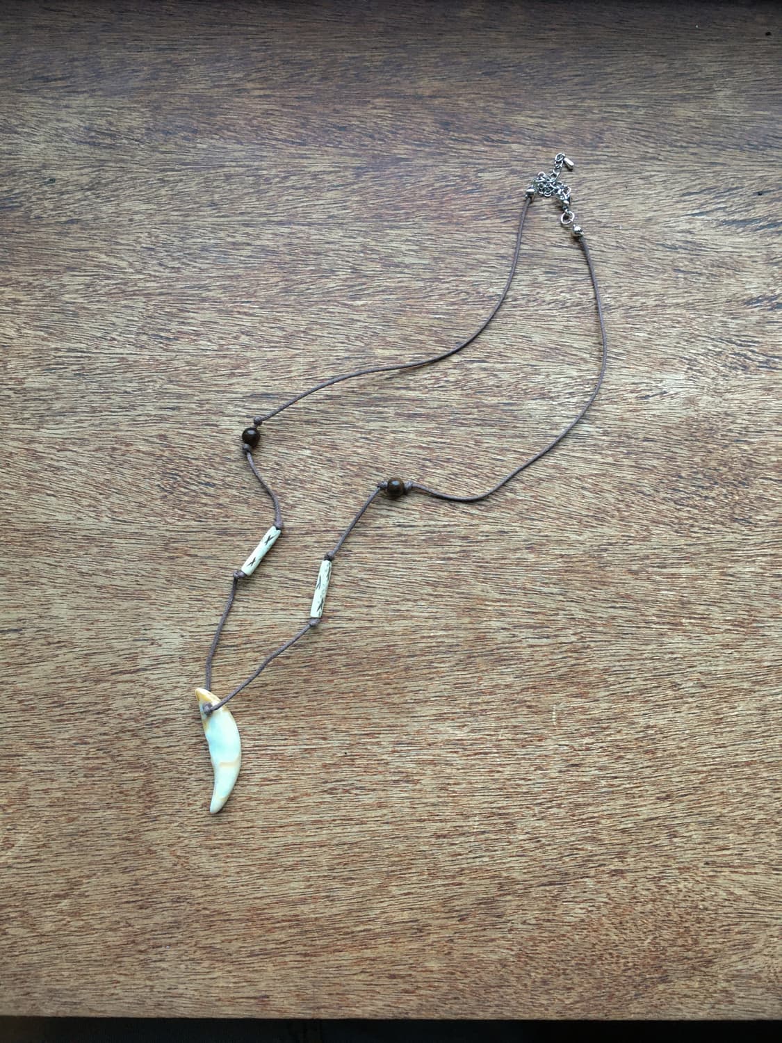 white fang necklace 상품이미지1