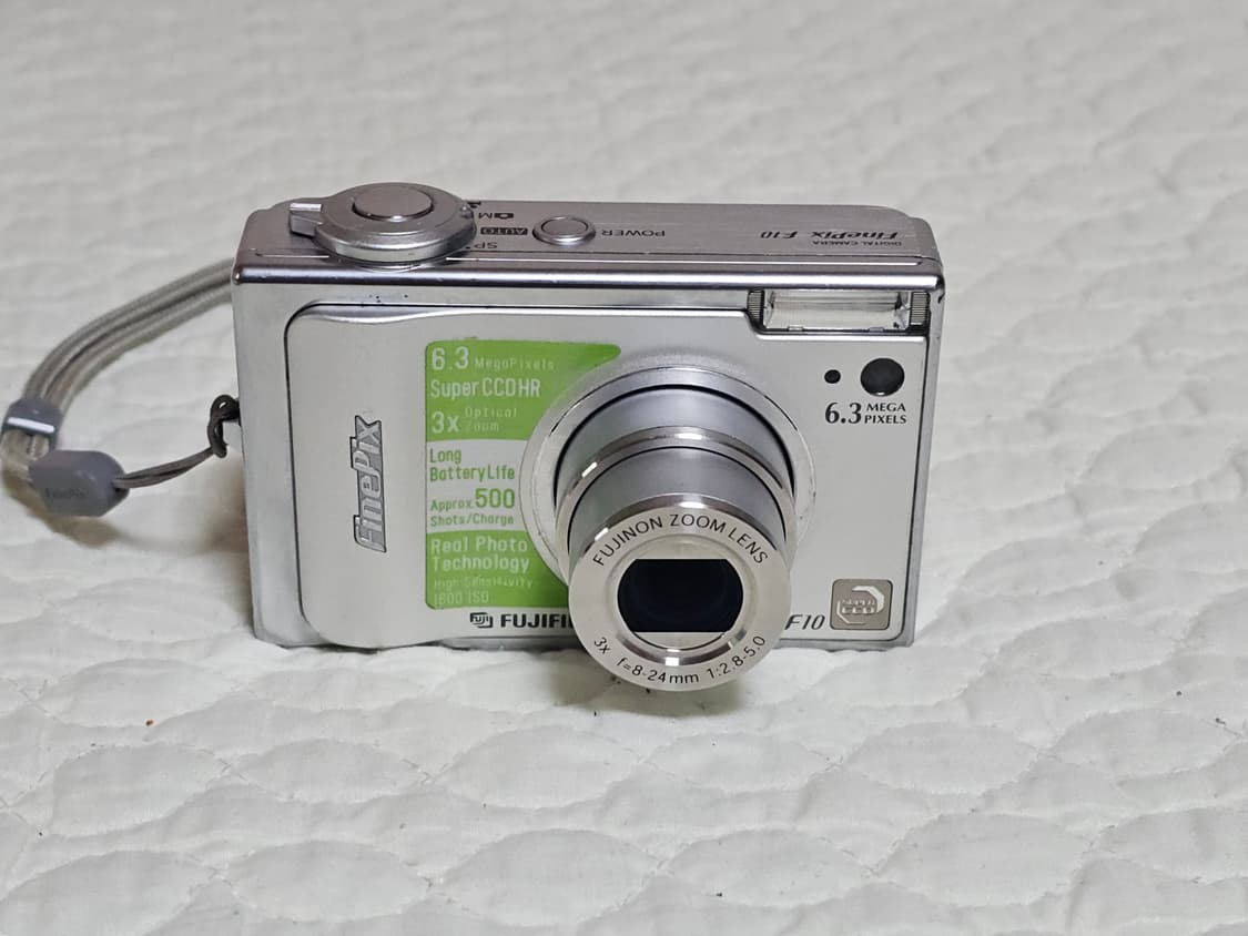 후지필름 FinePix F10 디지털카메라(XD카드256MB) 상품이미지1