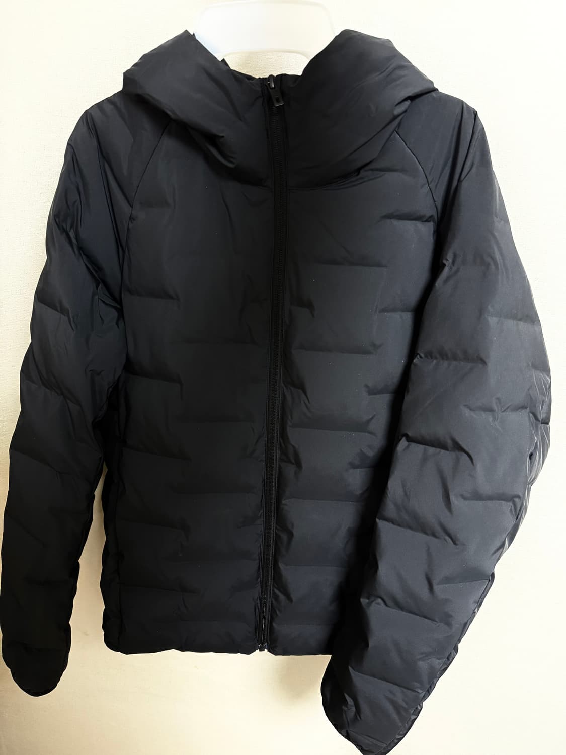 유니클로 퍼프테크 파카 패딩 블랙 M 상품이미지2