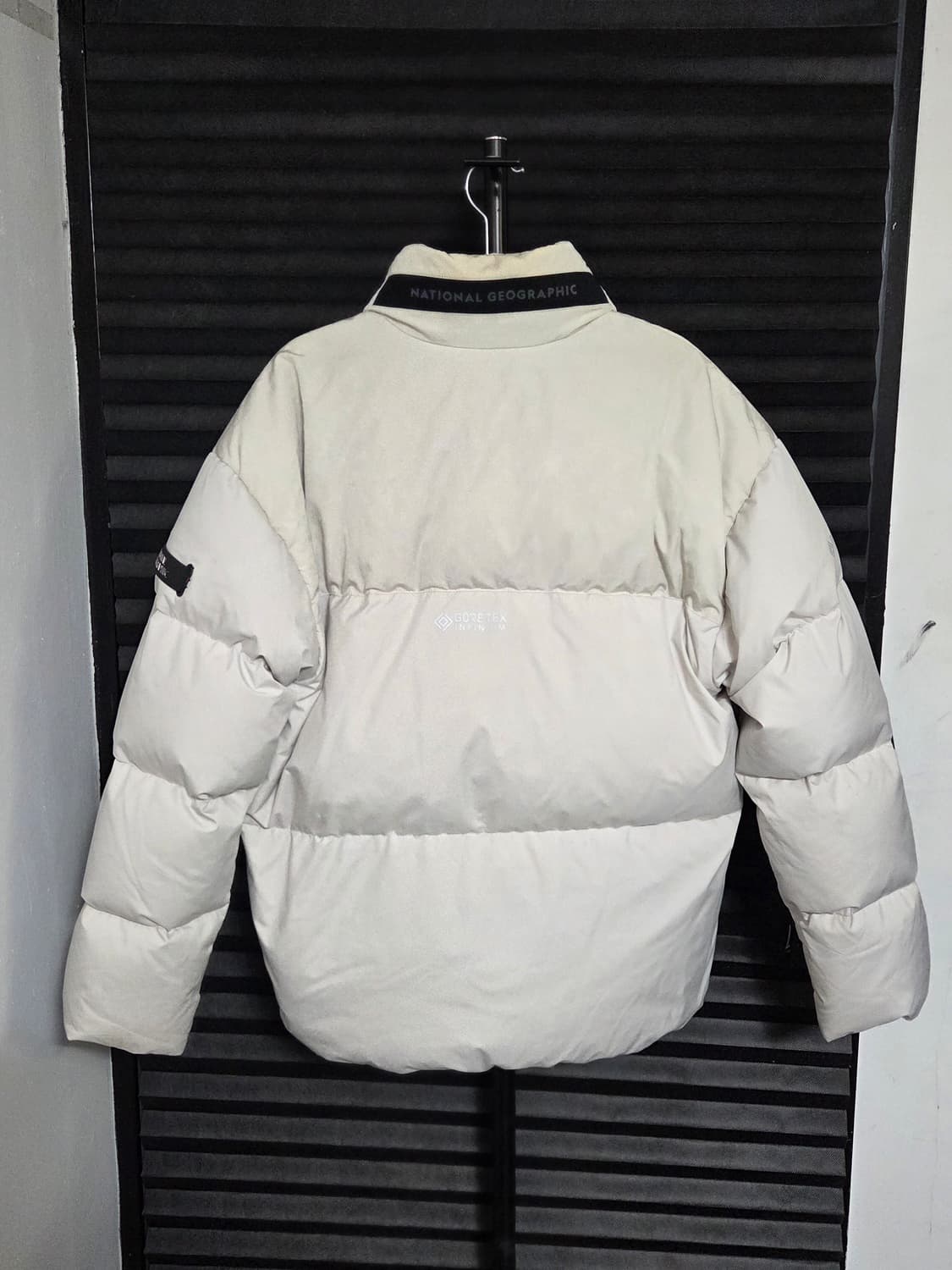 [내셔널지오그래픽] 고어텍스 덕다운 패딩 판매합니다. 상품이미지7
