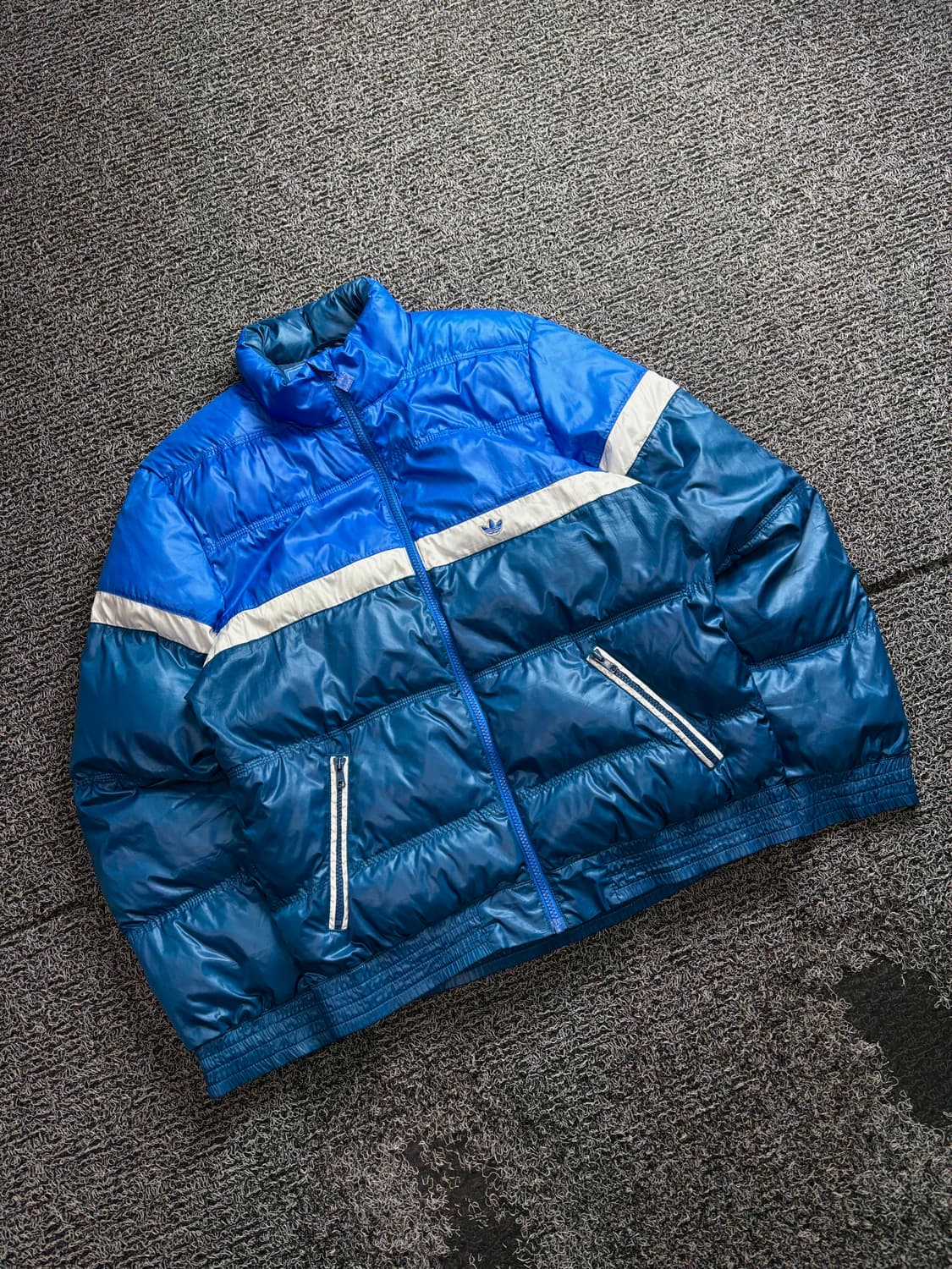 00s 아디다스 올드스쿨 유광 푸퍼 패딩 점퍼 3327 상품이미지1