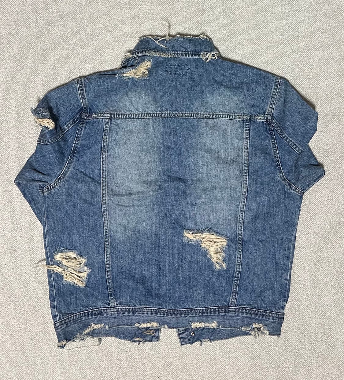 선데이오프클럽 데님 트러커 자켓 상품이미지4