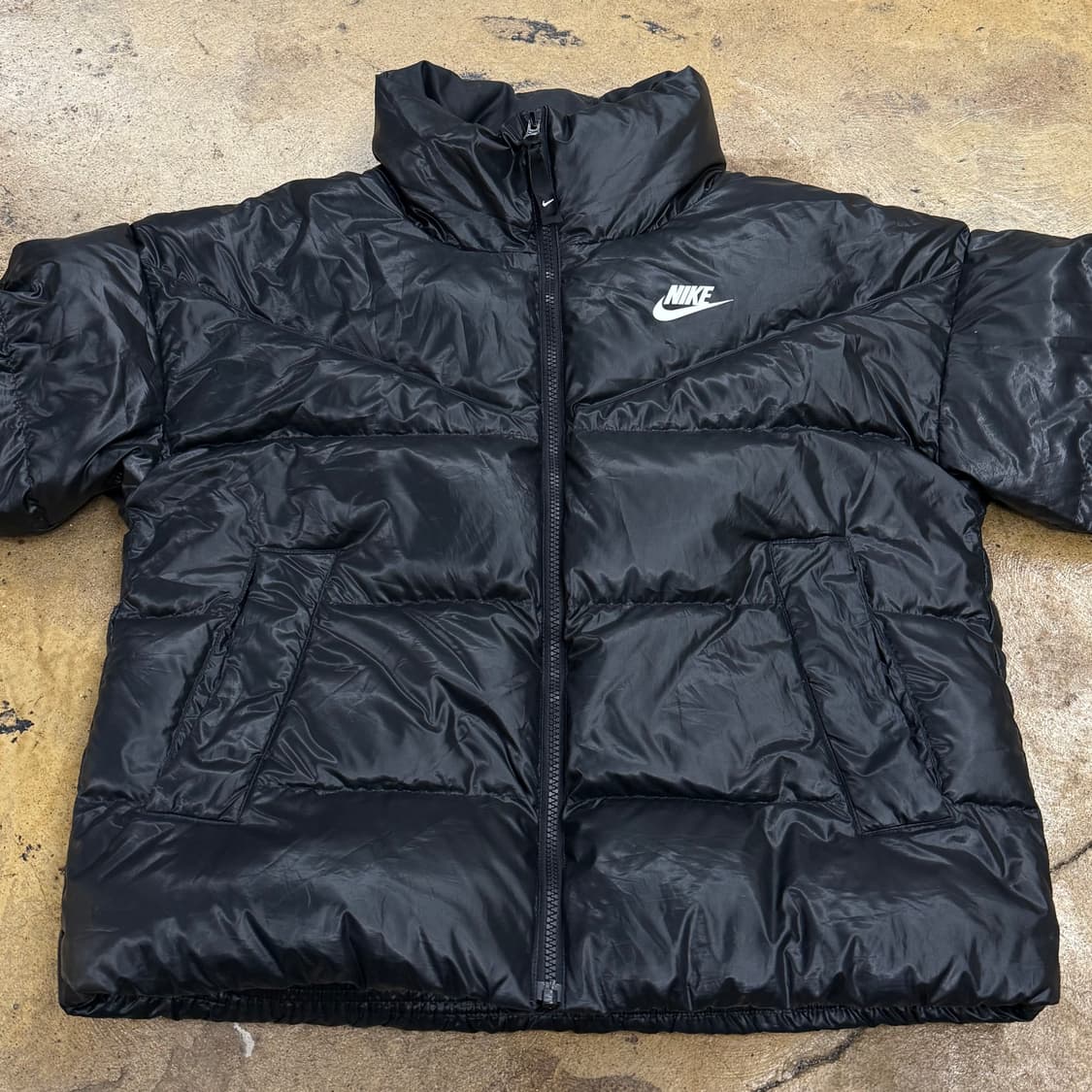 나이키 블랙 숏패딩 상품이미지3