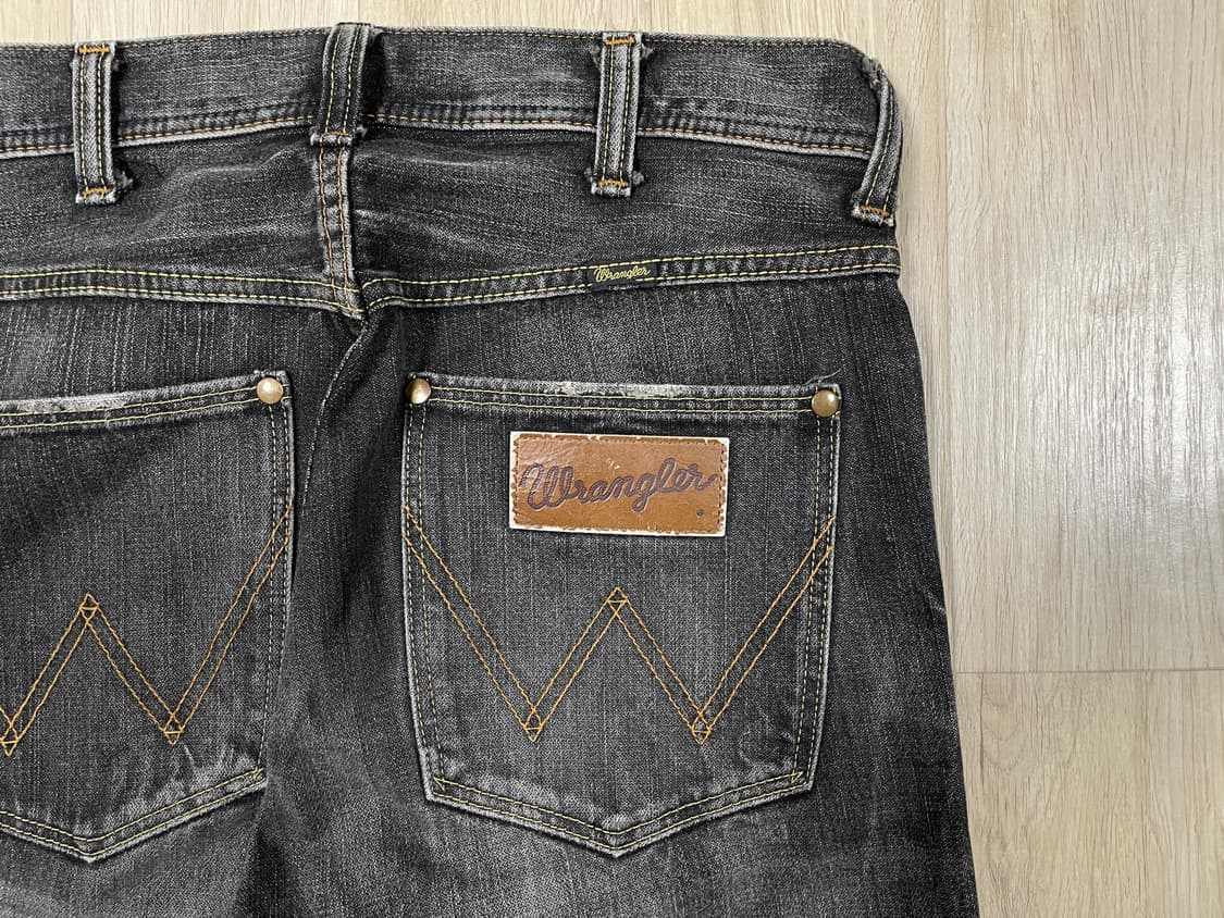 31) 랭글러 재팬 흑청 하드워싱 데님팬츠 상품이미지8