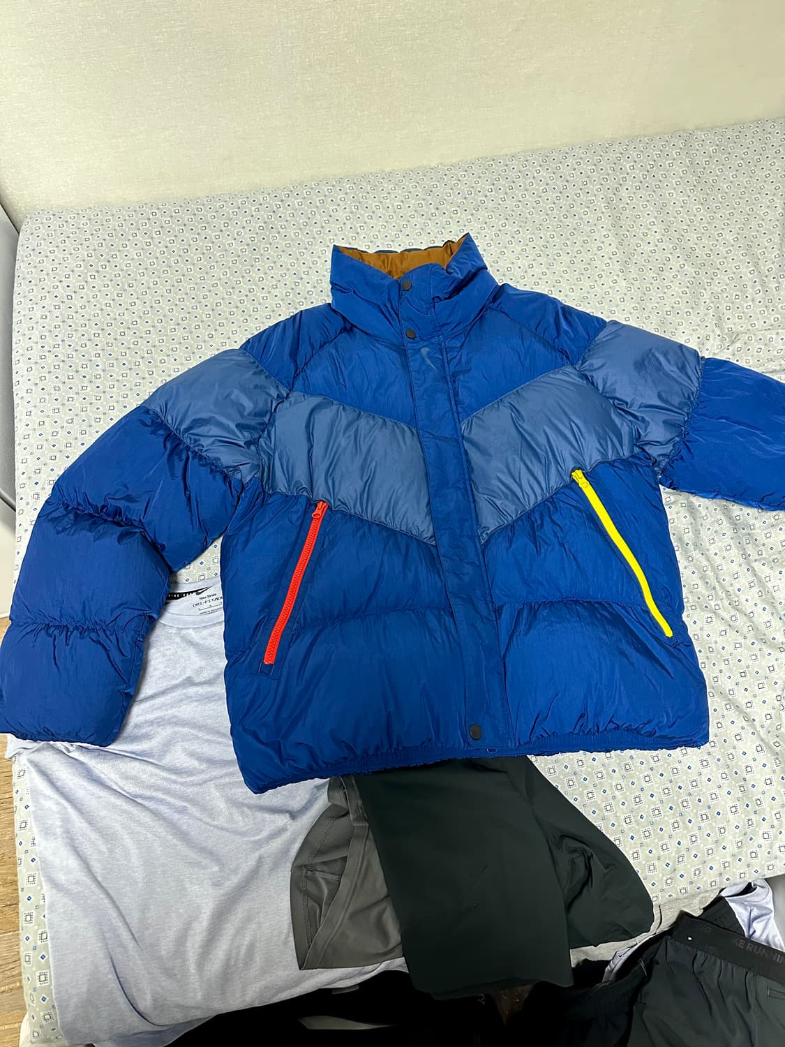 나이키 스포츠웨어 스우시 로고 다운 패딩 M 상품이미지3