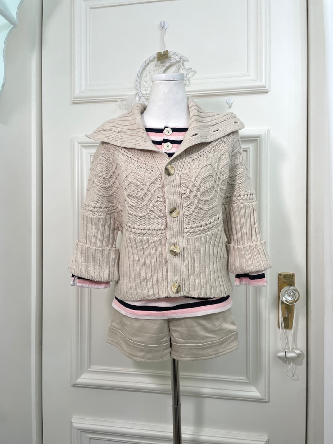 creambeige button point mini pants 상품이미지6