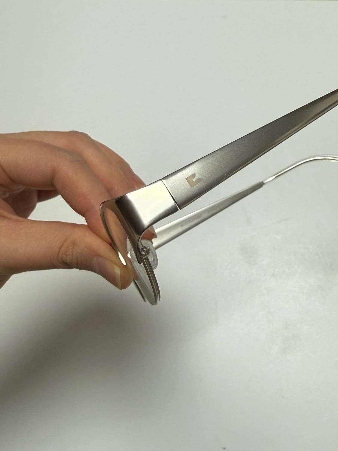 블루엘리펀트 실버 안경 새상품 상품이미지2