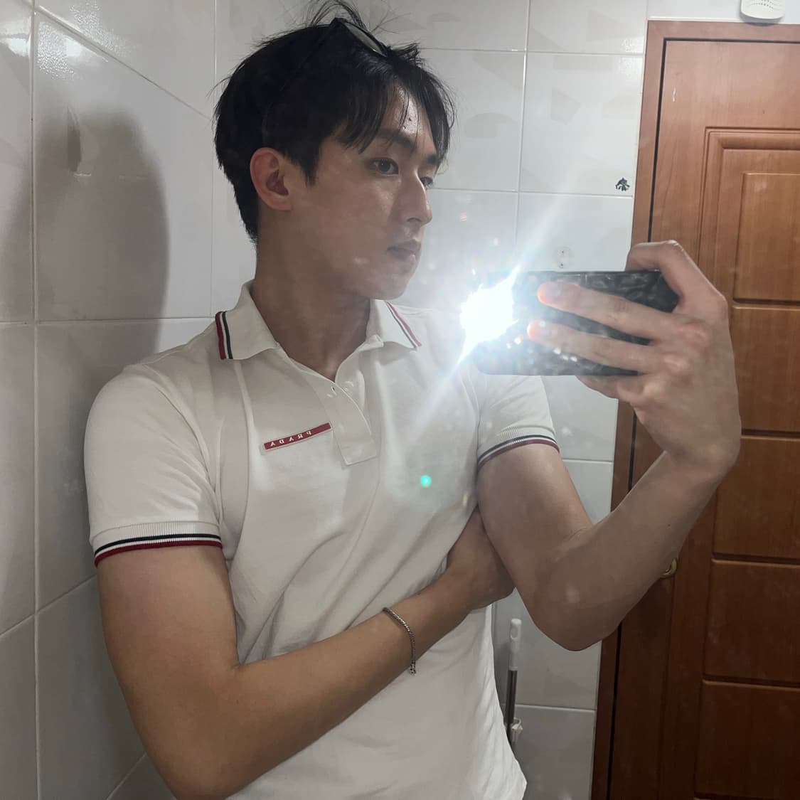 PRADA 레드텝 머슬핏 폴로티 상품이미지3