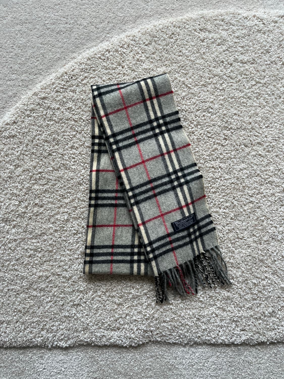 버버리 잉글랜드 100% 캐시미어 머플러 상품이미지2