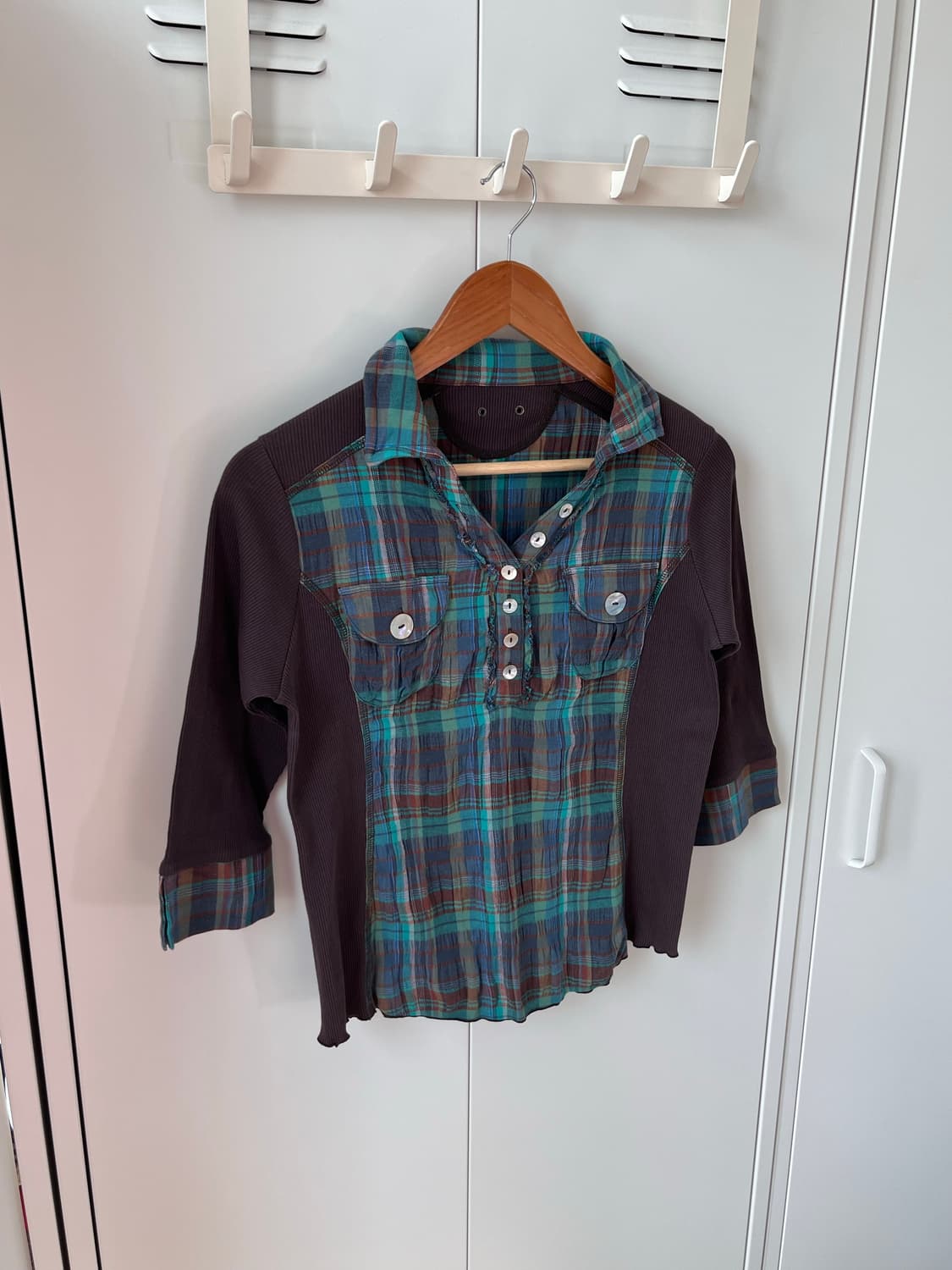 Apaiser 체크 레이어드 카라 티셔츠 상품이미지3