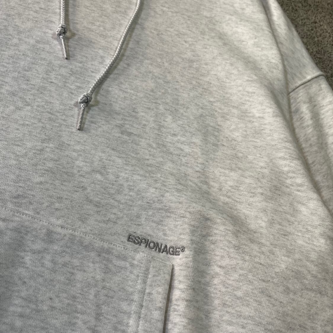 에스피오나지 스몰로고 후드티 상품이미지2