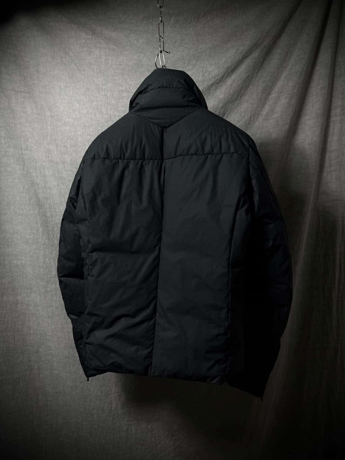 ATTACHMENT Asymmetric Down Puffer Jacket 상품이미지9