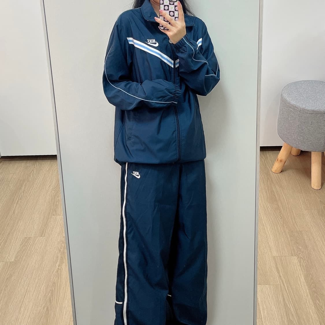 나이키 자수로고 네이비 하늘 사이드라인 바람막이 트레이닝 세트 상품이미지2