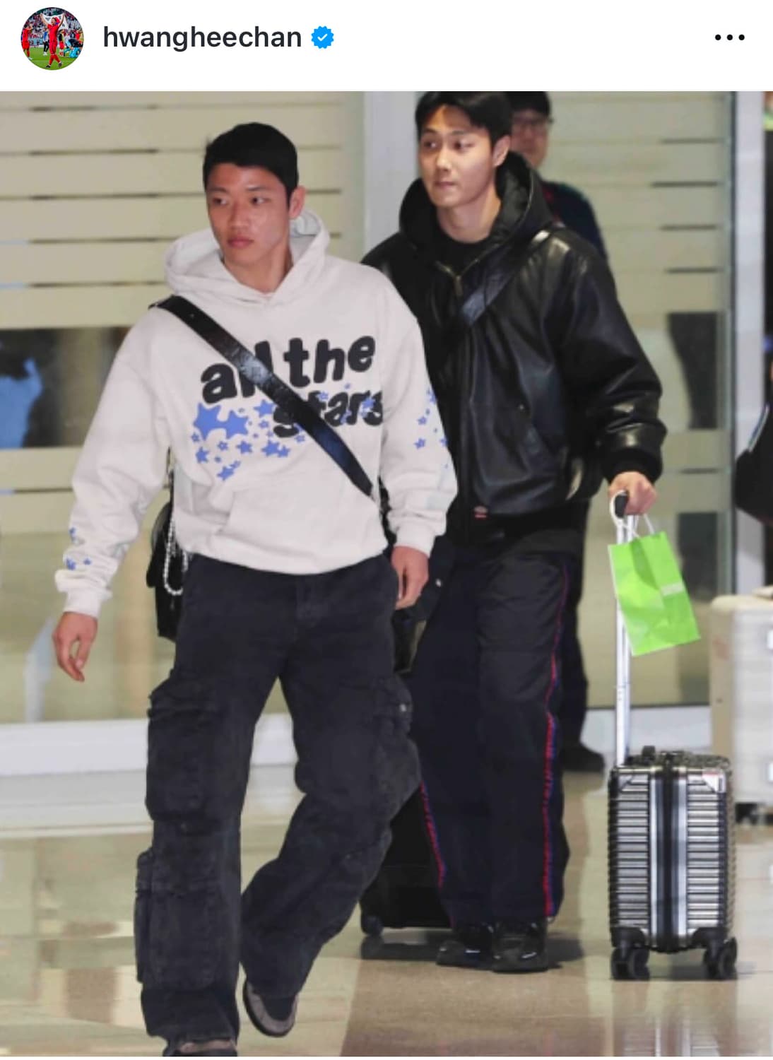Broken planet all the stars hoodie 상품이미지1