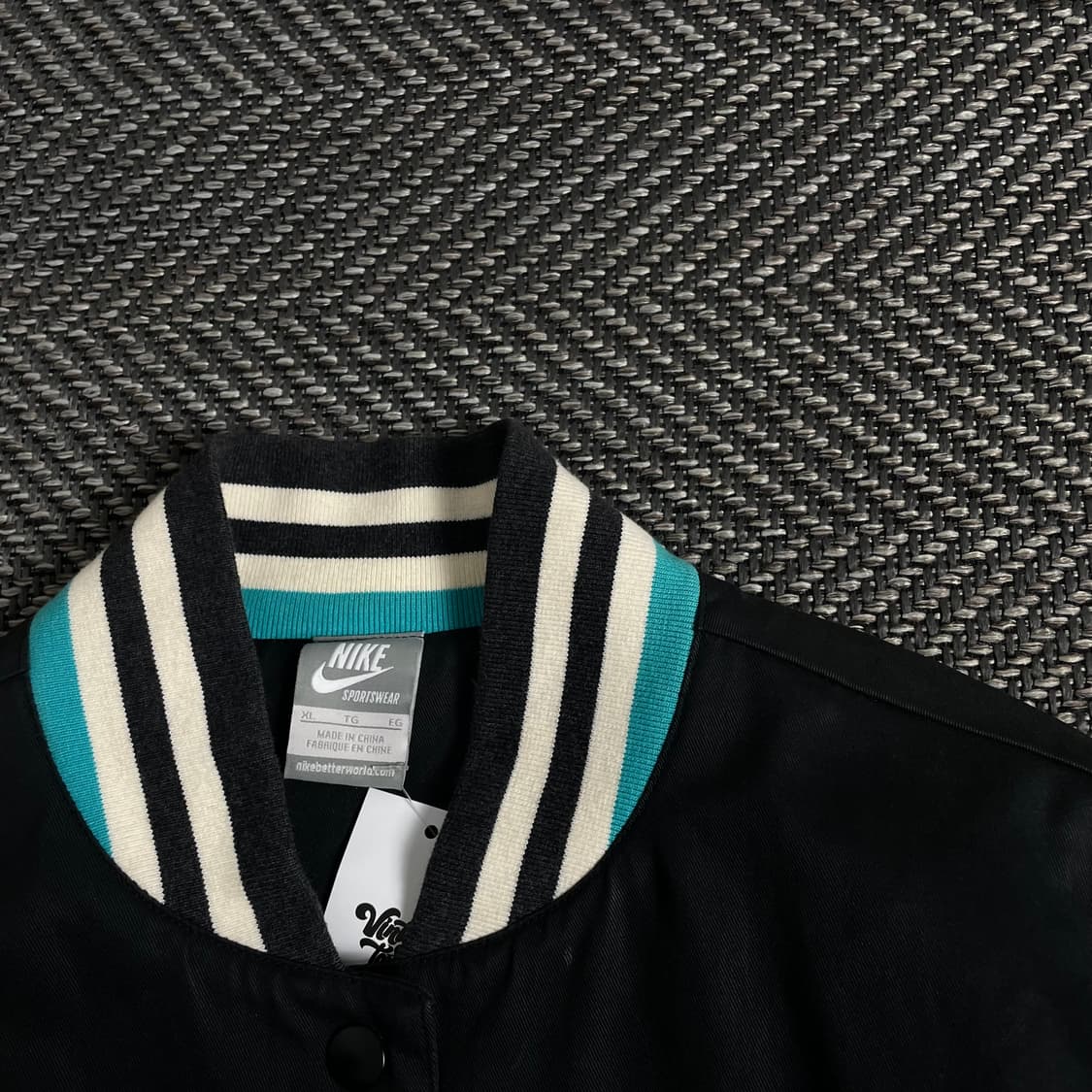 00s 나이키 우먼스 에어포스 업타운 바시티 자켓 o 3096 상품이미지5