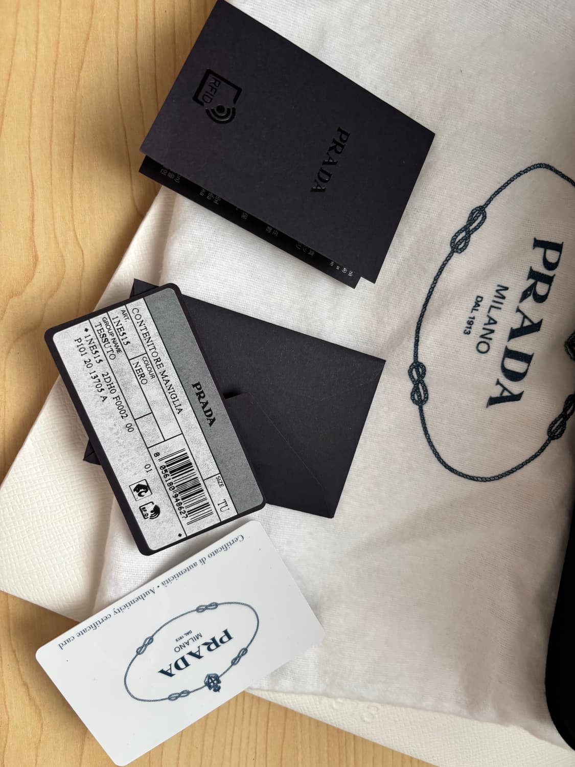 프라다 테수토 미니 숄더 호보백 상품이미지6