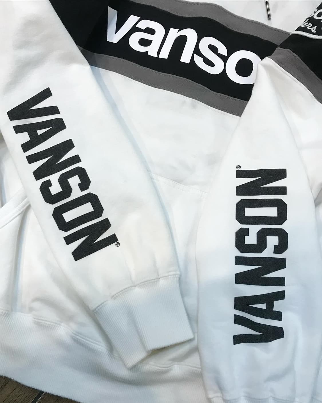 Vanson Logo Half Zip-Up Hoodie 상품이미지8