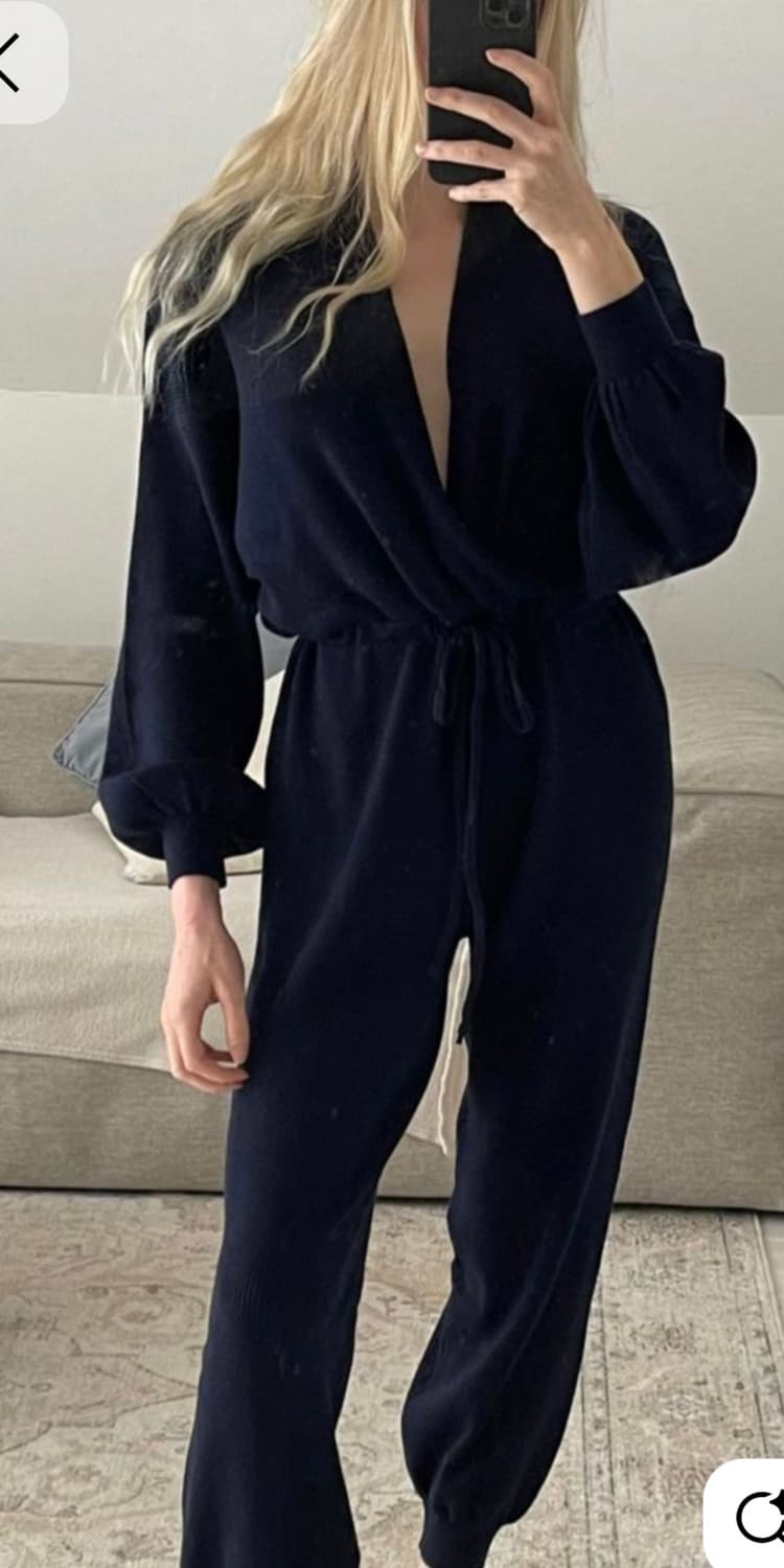 Zara  네이비니트 점프수트 상품이미지3