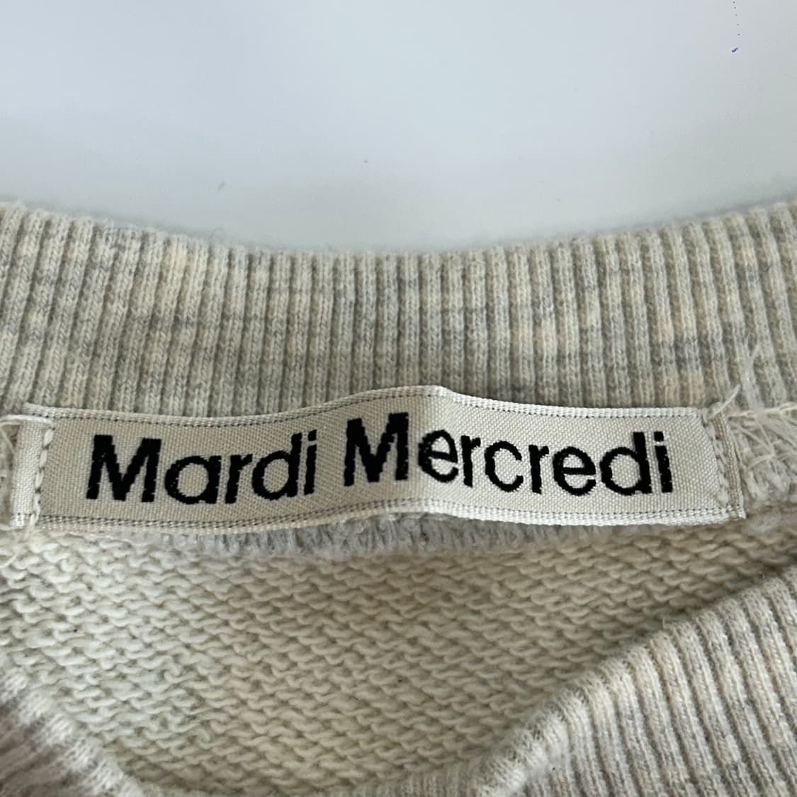 Mardi mercerdi 마르디메크르디 블랙 로고 멜란지 맨투맨  상품이미지5