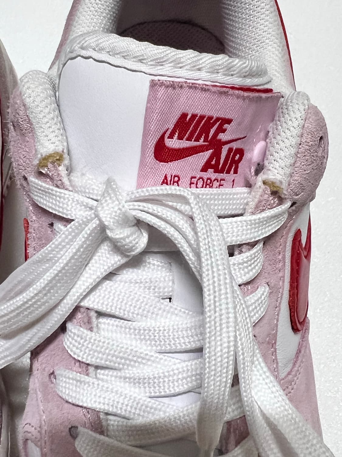 [260] 나이키 에어포스1 발렌타인데이 상품이미지5