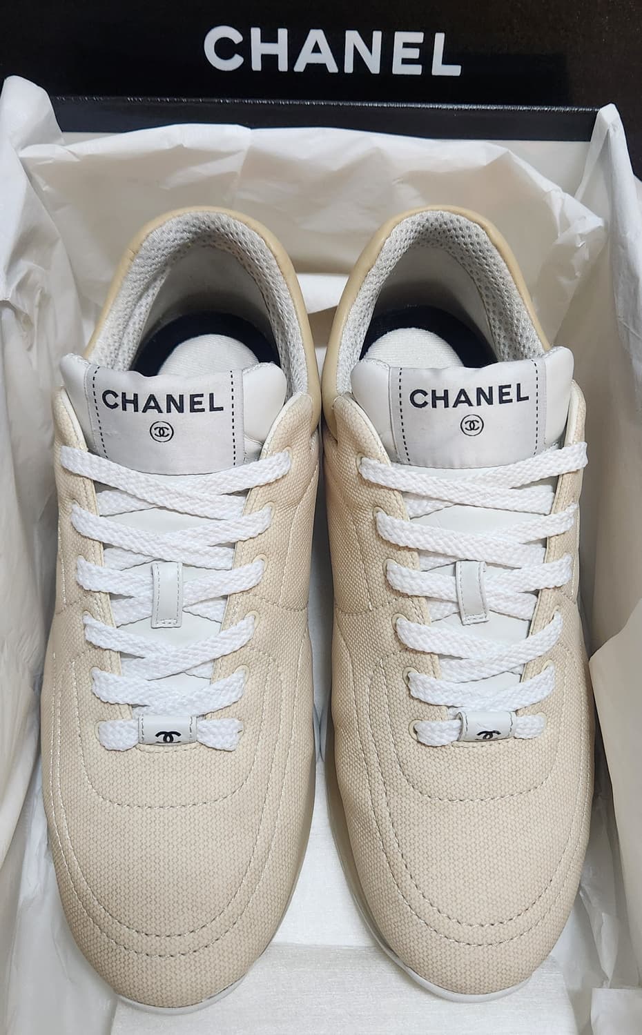 [정품 ] 샤넬 CC로고 스니커즈 운동화 클로스 베이지 가죽 39 한정판 상품이미지7