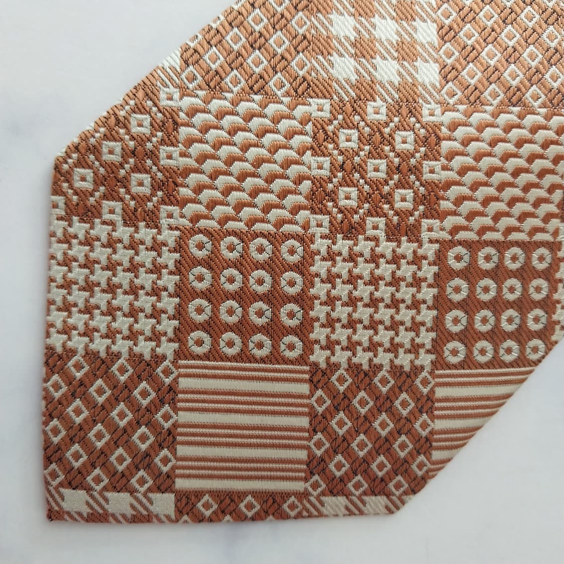 니나리치 실크 브라운 패턴 넥타이 9.6cm A+등급 K2406
 상품이미지8