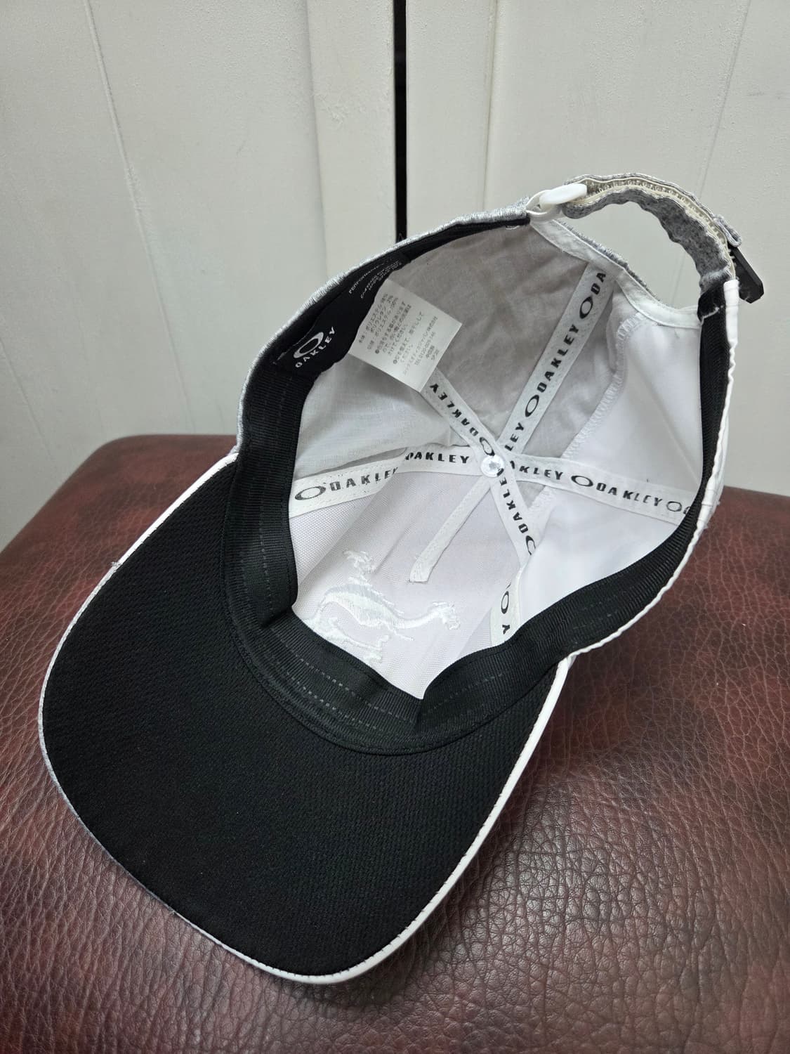 오클리 로고 볼캡 상품이미지6