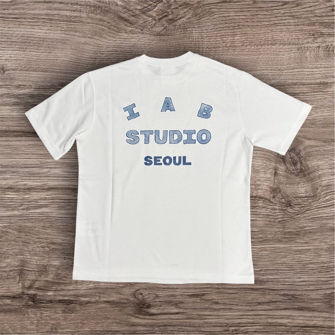 아이앱 스튜디오 서울 익클 반팔 새상품 S, M, L 상품이미지2