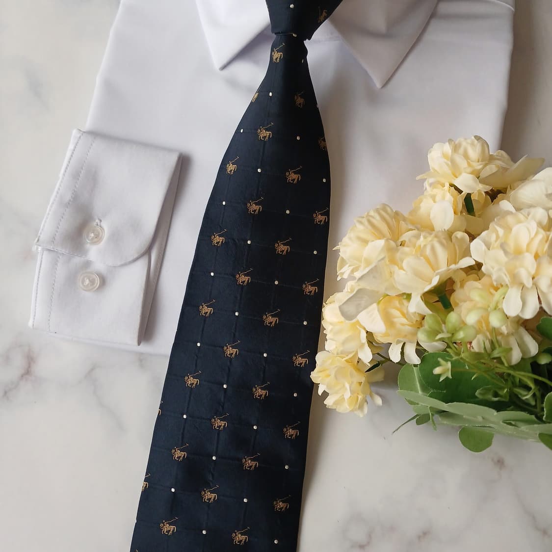 아쿠아스큐텀 실크 네이비 자수 패턴 넥타이 10cm A+등급 A19348 상품이미지6