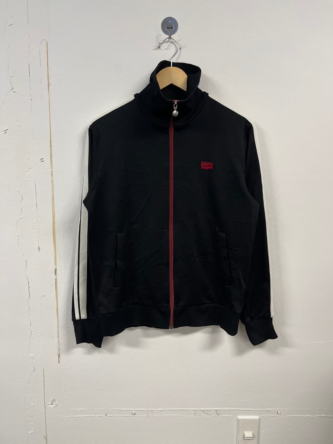 L) 오니츠카타이거 블랙 트랙탑 져지 O249 상품이미지1