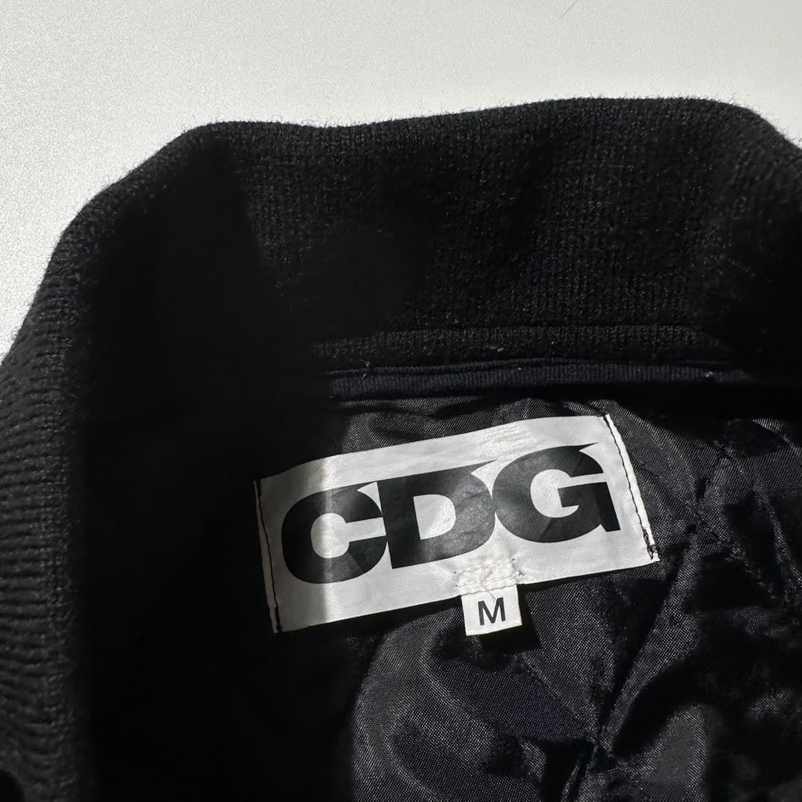 꼼데가르송 CDG 퀼티드 ‘84-85 스태프 블루종 블랙 상품이미지5