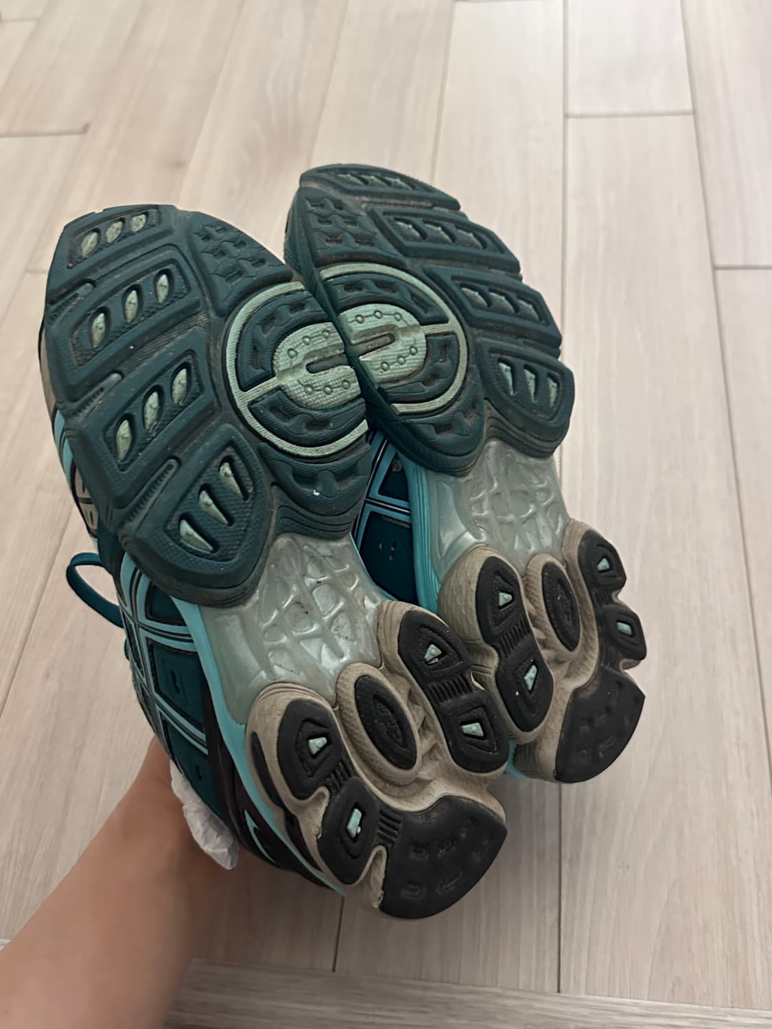 아식스 UB3-S 젤 님버스 9 피드몬트 그레이 상품이미지2