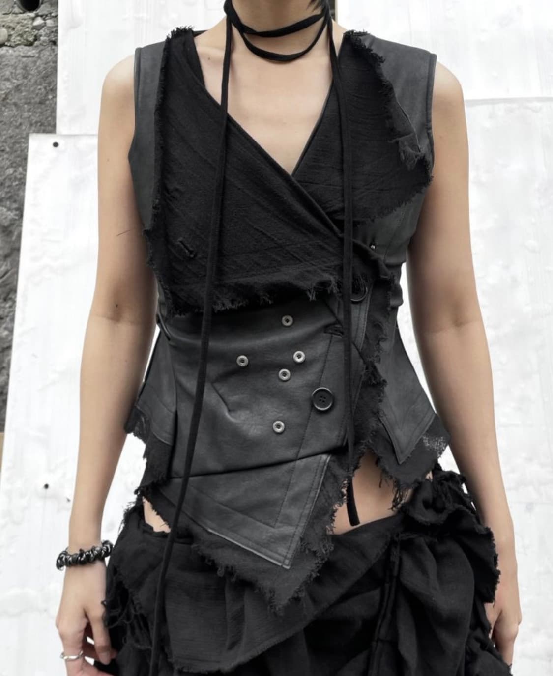 하르테올뎀 Unbalanced Vest 상품이미지2