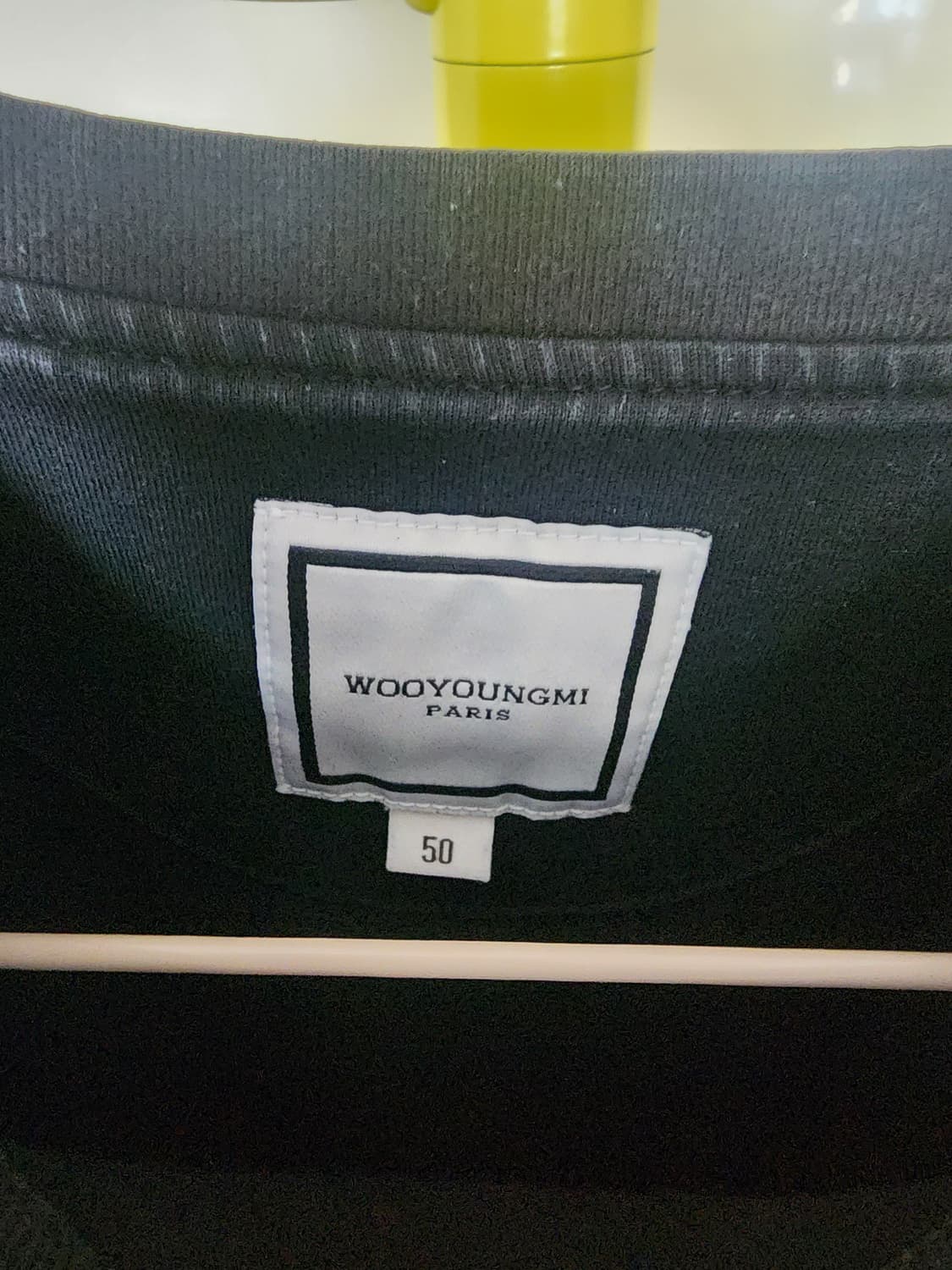 우영미 스웨잉 플라워 블랙 롱슬리브 상품이미지4
