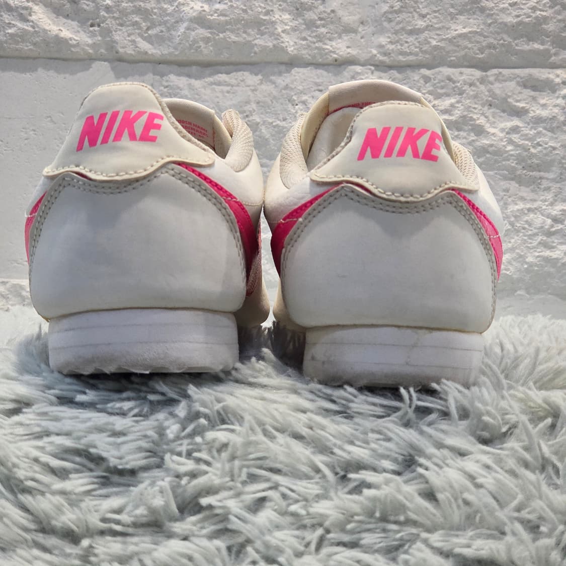 6q-28:나이키 코르테즈 핑크 스우시 화이트 러닝 스니커즈(23.5cm 상품이미지4