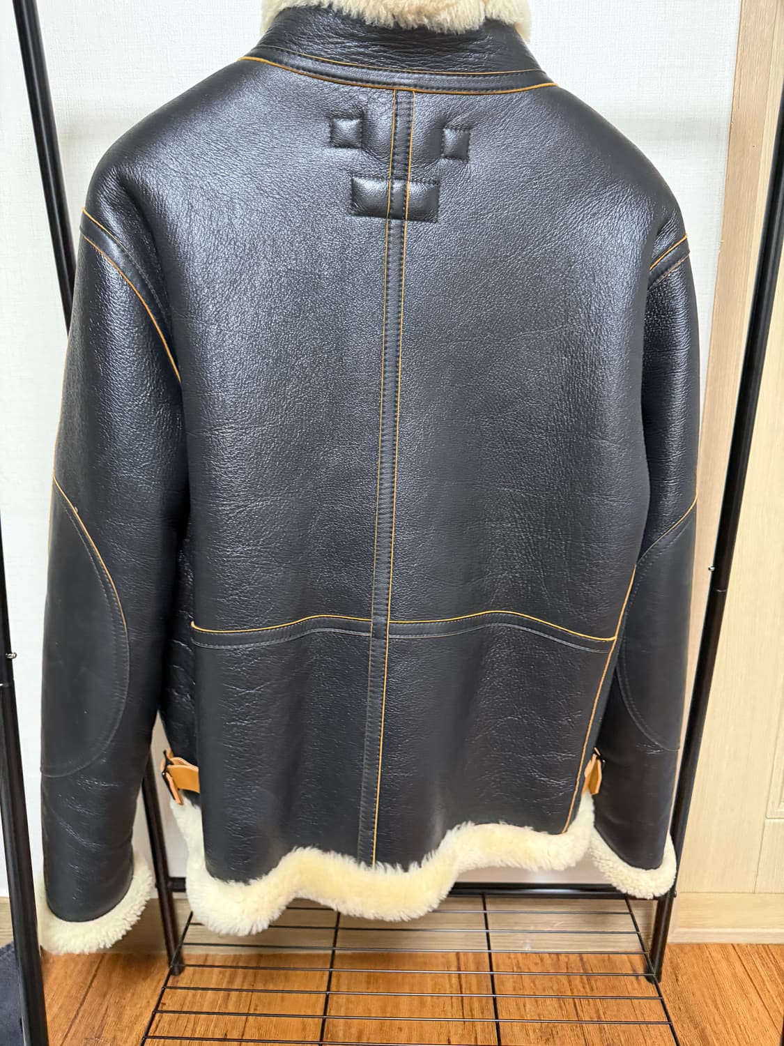 이스트로그 변요한 모터사이클 무스탕판매. 상품이미지2