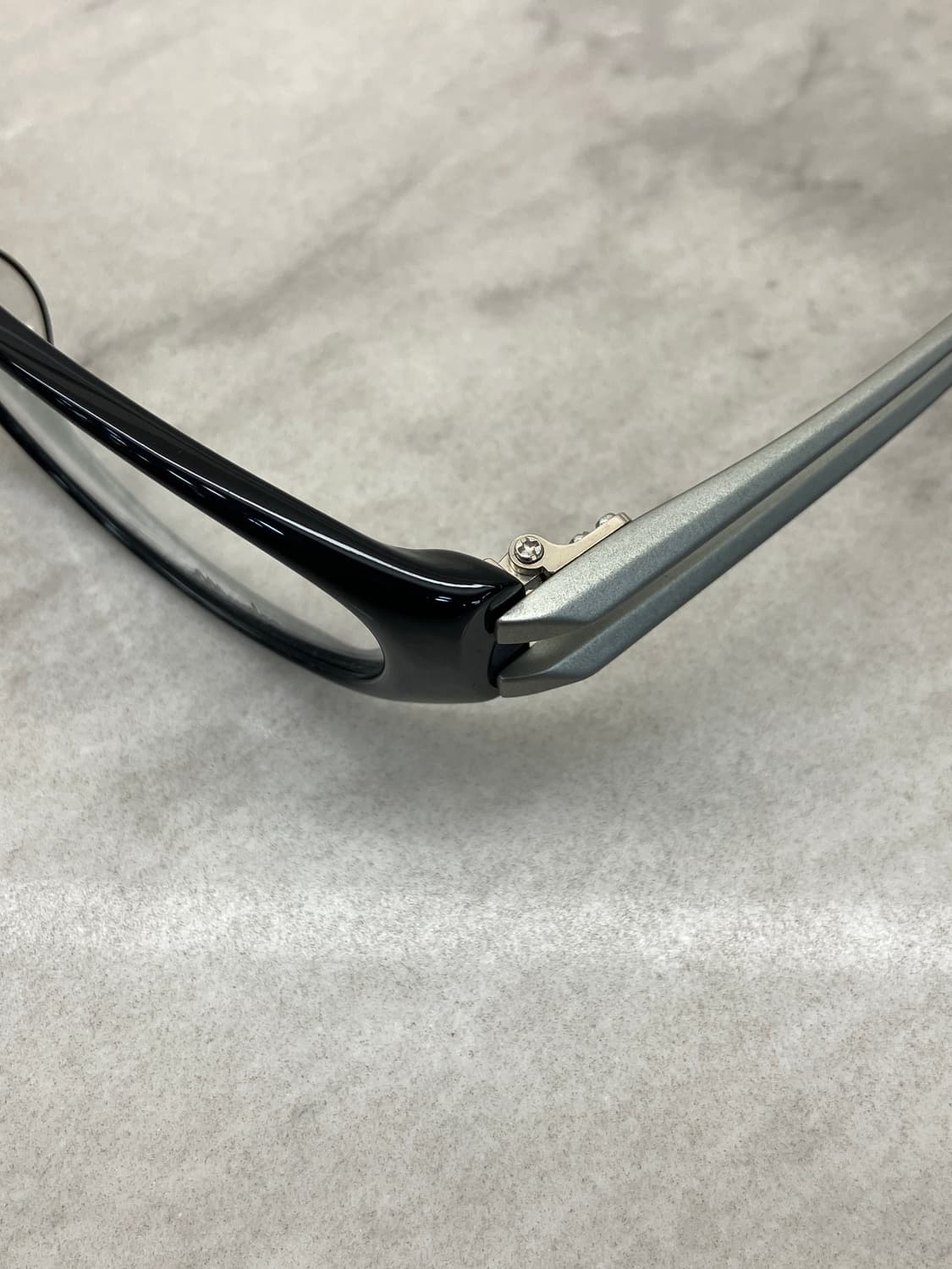 티에리 뮈글러 Thierry Mugler 블랙 실버렉 오벌 뿔테 안경 상품이미지2