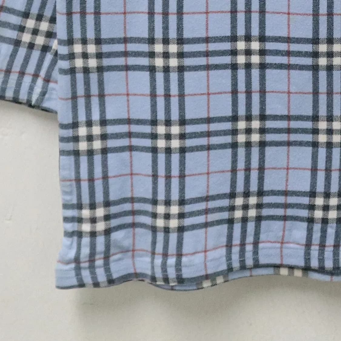 버버리 런던 체크 패턴 긴팔 티셔츠 63246 상품이미지4