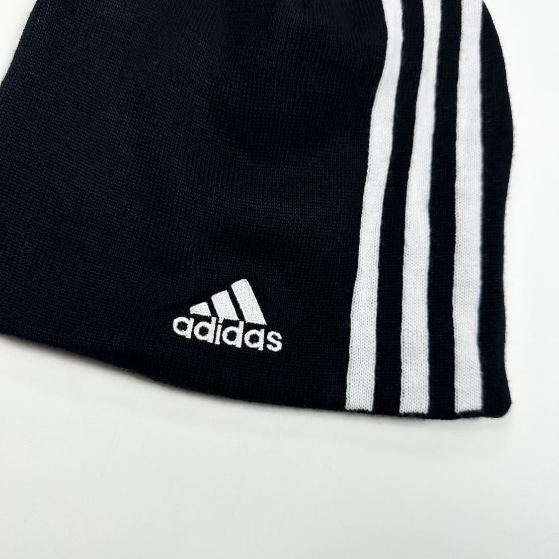 아디다스 오리지널 삼선 블랙 비니 상품이미지3